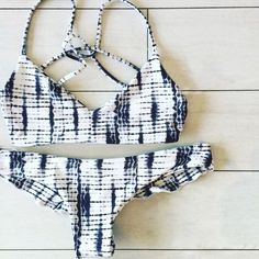 $25.99 Monochrome Ge