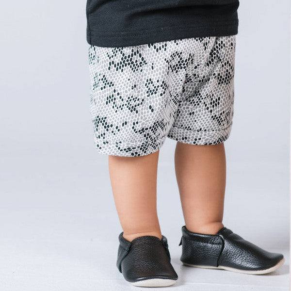 vonbon organic cotton black snakeskin summer shorts